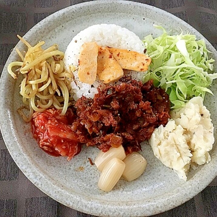 スパイスキーマカリープレート